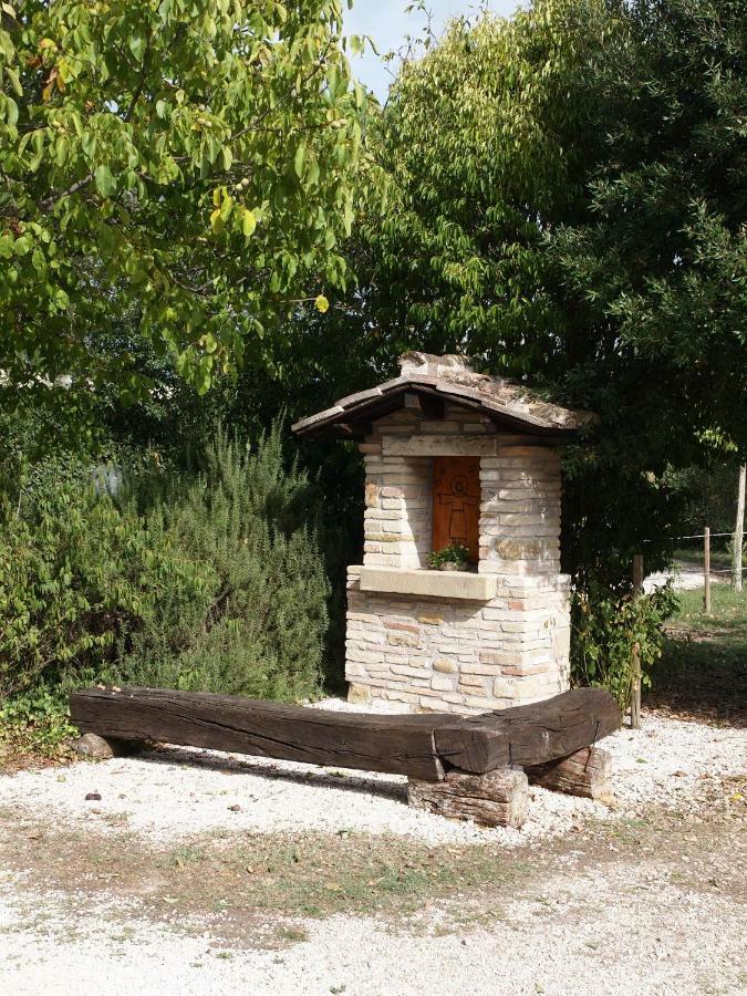 ホテルAgriturismo Il Podere ペトリニャーノ エクステリア 写真
